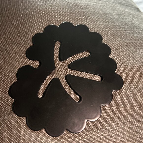 Black Metal Trivets – Set of 4 for Hot Pots and Pans - Picture 1 of 3